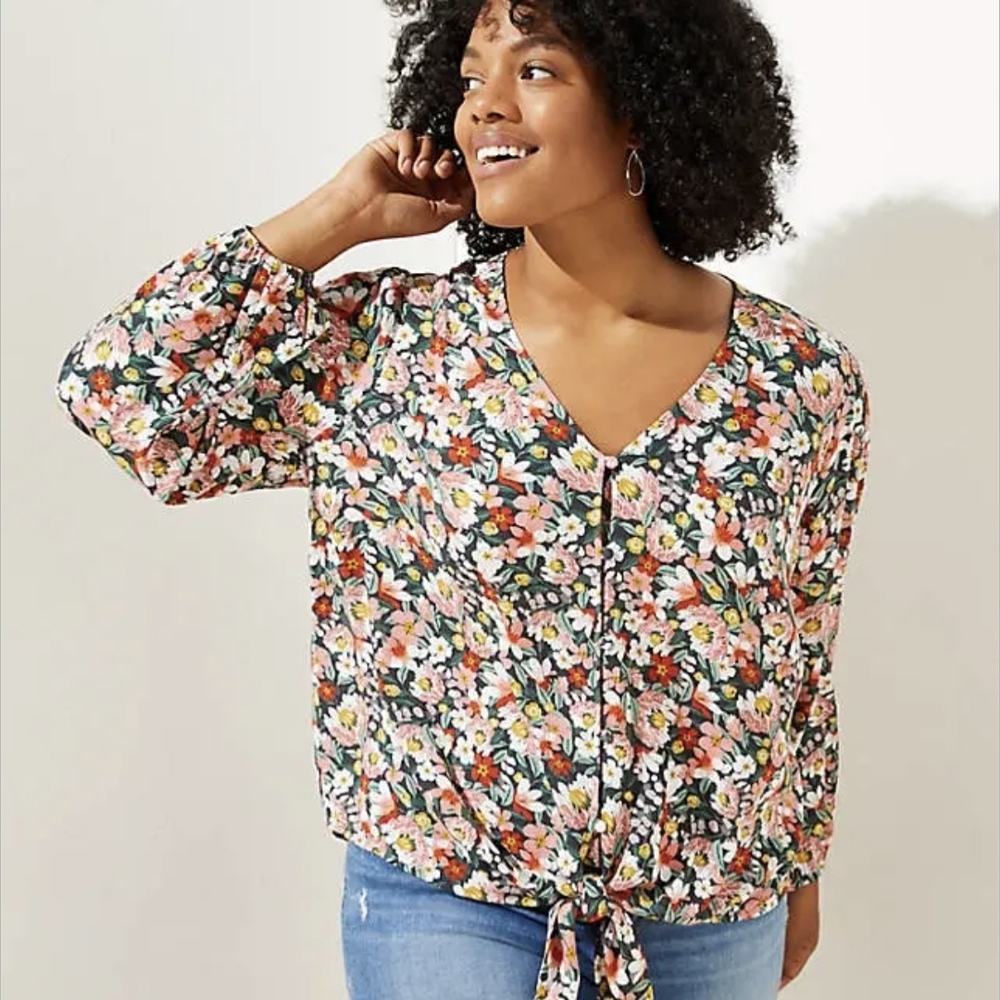 LOFT Floral Flowy Button Top Size Small  Coquette Feminine